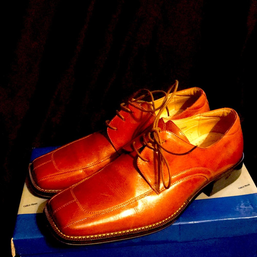 Shoes - Picture 2 of 3